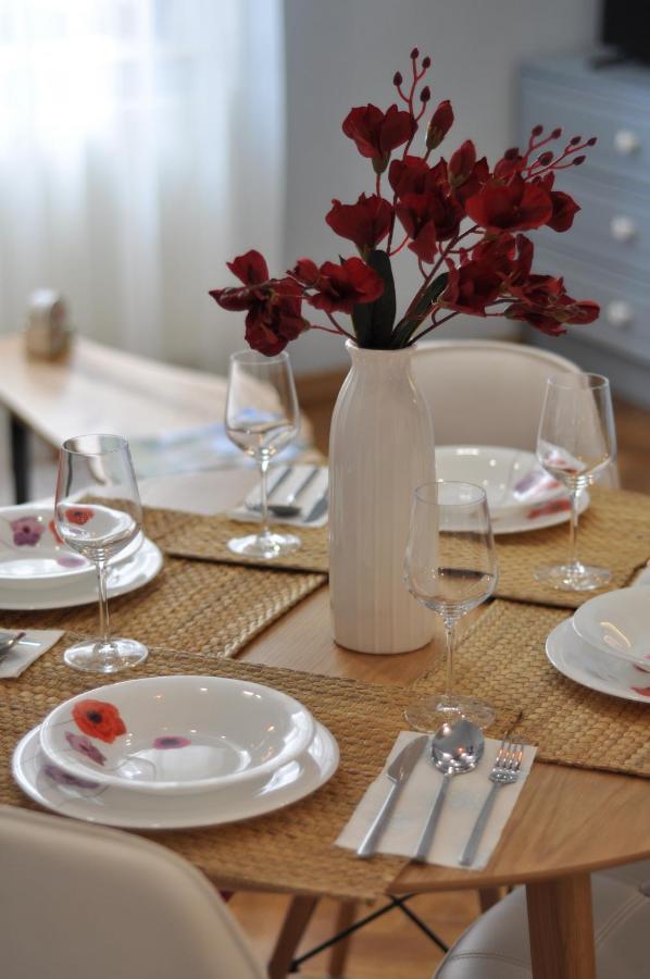 Black Gate - 2 Bedroom Apartment In The Heart Of Old Town With Free Private Secured Parking 브라쇼브 외부 사진